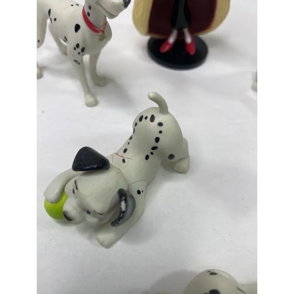 Cruella Dalmatians Small Plastic Figures Pool Play Bathtub Cute Set‎ HG9